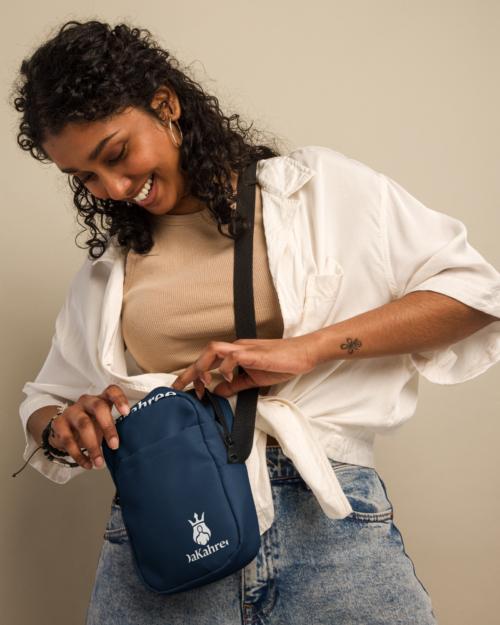 DaKahree: Signature Essentials™ – Utility crossbody bag – Navy & White