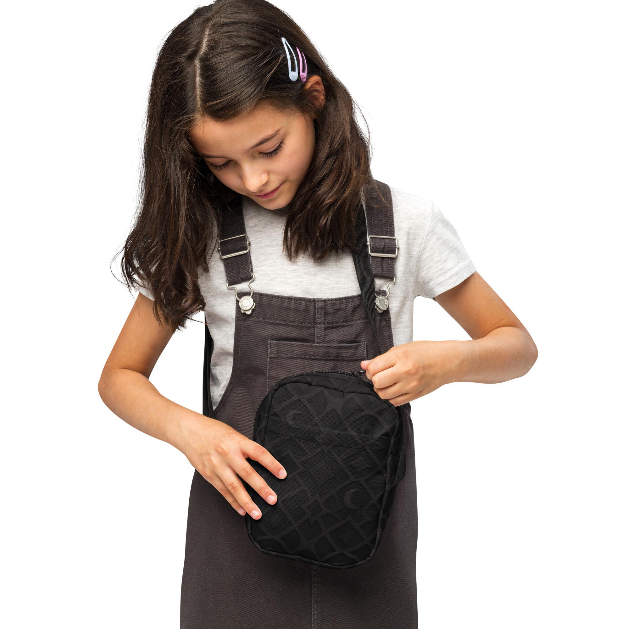 KA’A’TOR: Veilfract Shadow™ – Utility crossbody bag – Black - Image 4