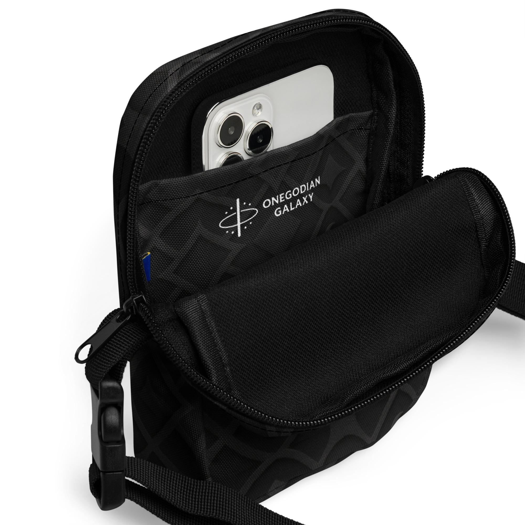 KA’A’TOR: Veilfract Shadow™ – Utility crossbody bag – Black - Image 3